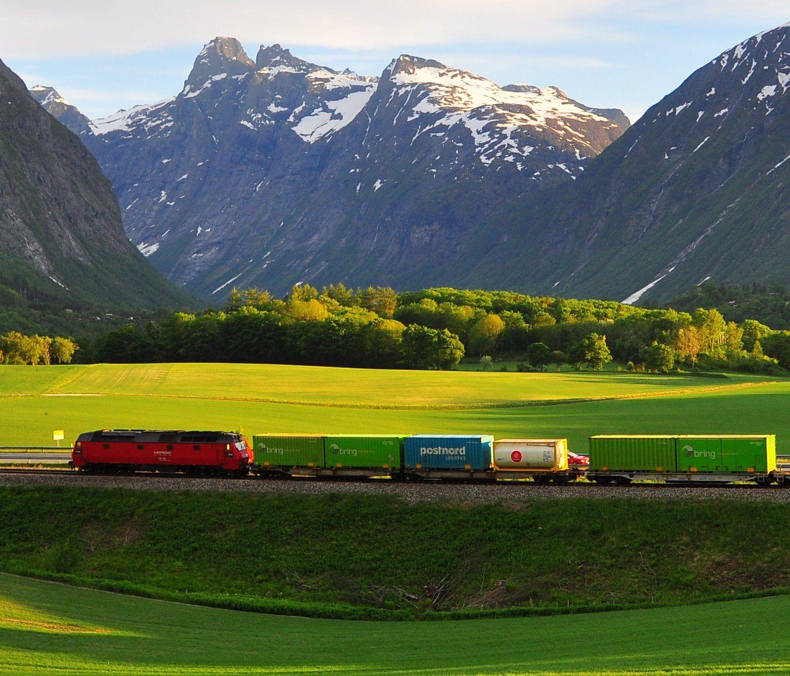 Godstog onrail i Isterdalen